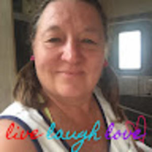 Meet your Posher, Marianne